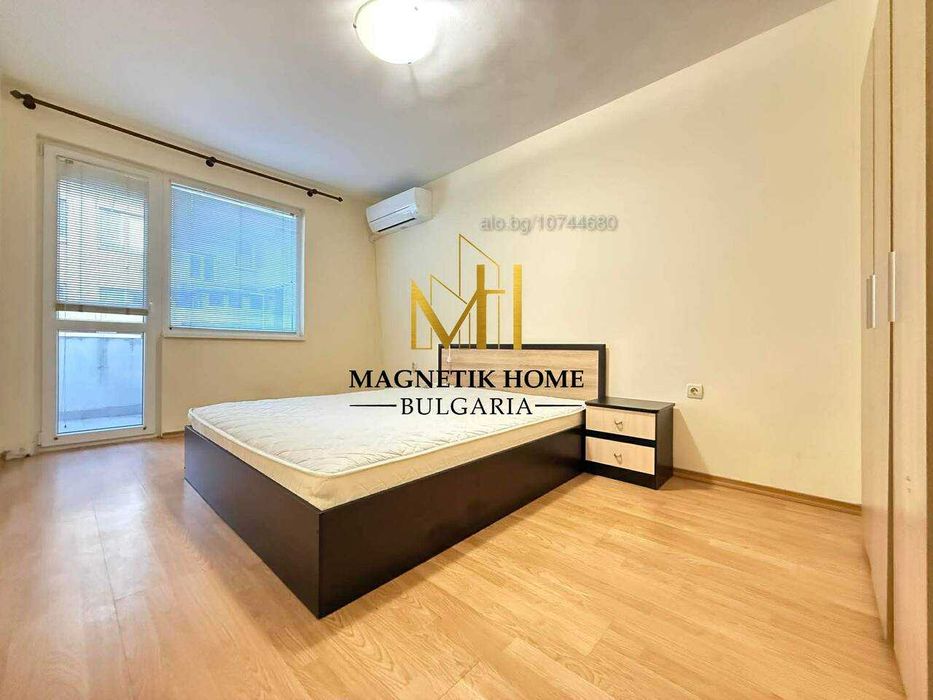 Просторен тристаен апартамент до Краснодар в ж.к. Възраждане