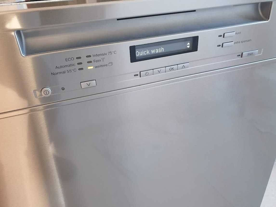 Инокс - Miele Съдомиялна - 14 Комплекта - Частично Вграждане - 60см