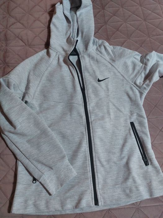 Спортен екип на Nike