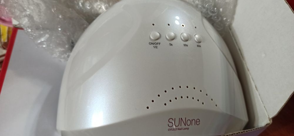 Продам новую лампу для сушки ногтей