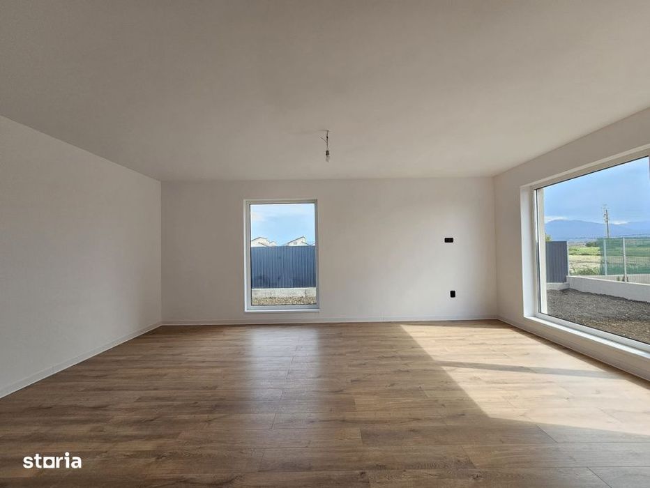 Casa individuala in stil mediteranean, Primaverii, Sanpetru