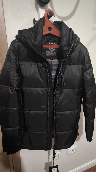Зимняя куртка, размер 48 .