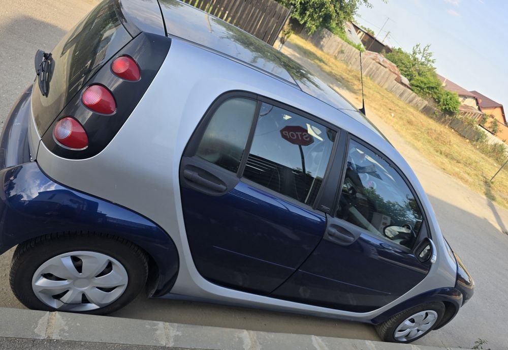 Vând mașina Smart For Four 1.3 benzina