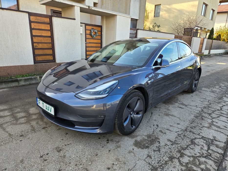 Tesla Model 3 Tesla Model 3 Long Range Dual Motor, prima inmatriculare 02.09.2020