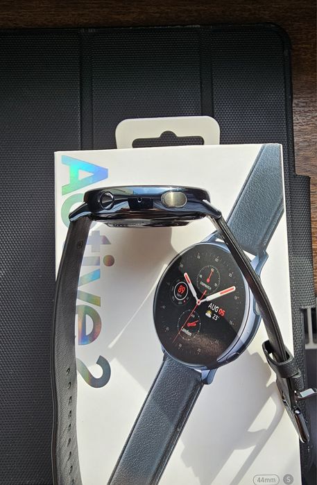 Galaxy Watch Active 2, 44 mm, stainless steel, bluetooth + wi-fi