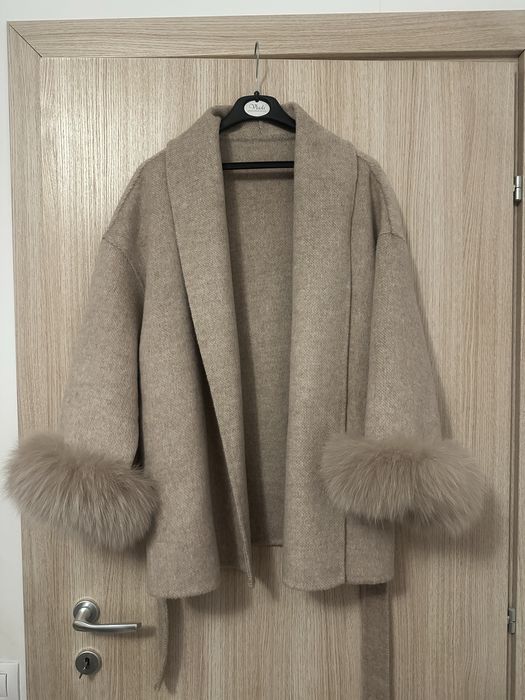 Palton din lana 100/100 cu blana vulpe