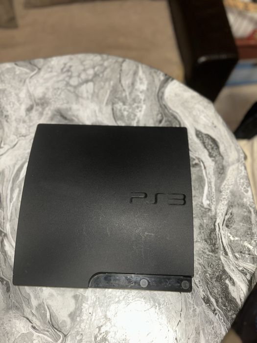 PS3 slim 320 GB GTV 4 не е ползван