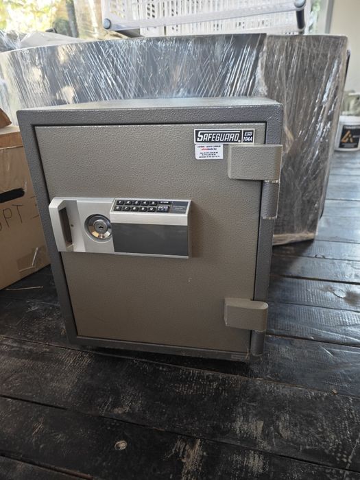 Сейф бронированный , сейф офисный