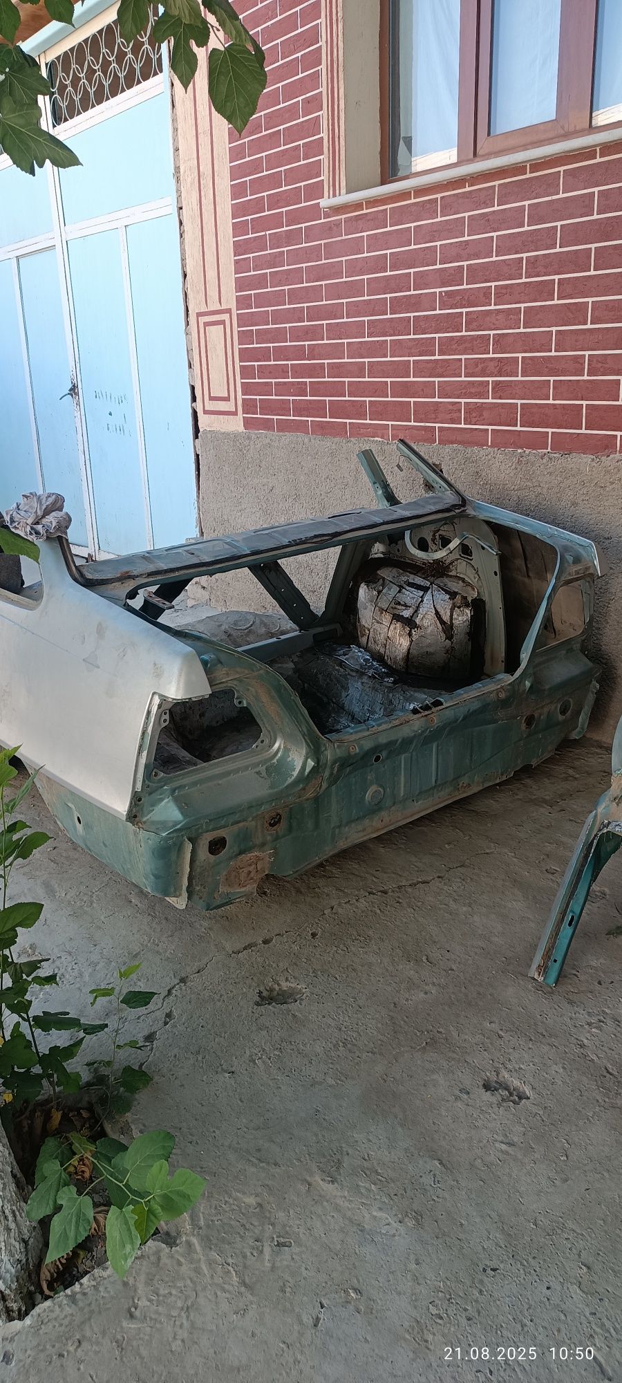 Nexia kuzov Oldi, orqa rama lanjiron
