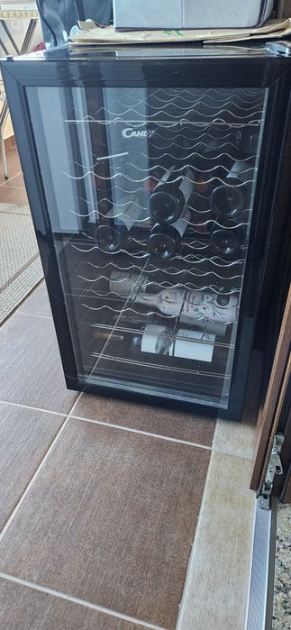 Răcitor vinuri Candy 41 sticle
