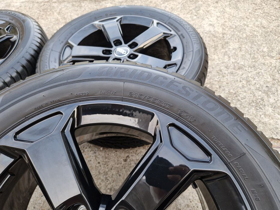 Jante Audi Q2 anvelope iarna ms 215 55 17 Bridgestone