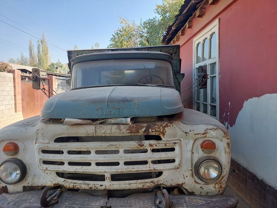 Зил 130 самосвал автомобили. 2500 дол. Нархи келишамиз. Запчастга хам.