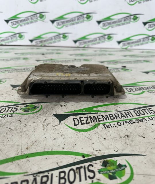 Calculator motor ECU 030 906 032 CG Volkswagen VW Polo a 3-a generati