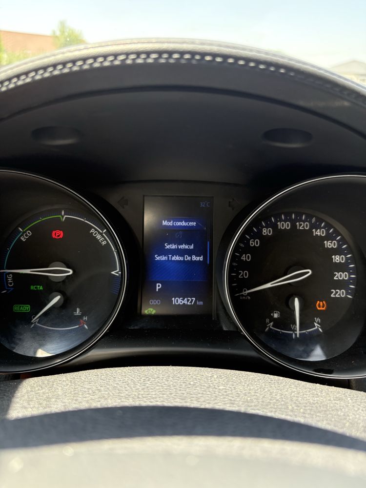 Toyota C-HR Hybrid 2017
