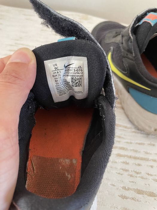 Маратонки nike 26 номер
