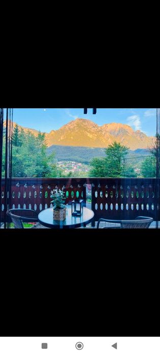 Busteni, Castelul Cantacuzino, ap 2 dormitoare, parcare privata