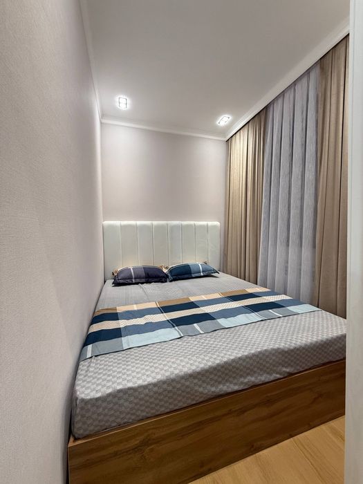 Продам квартиру Буюк ипак йули 1в2/3/5 35м2