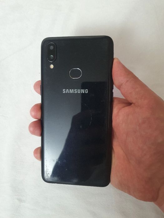 Srochna sotiladi Samsung Galaxy A10S 32Gb Black rang Original Veitnam
