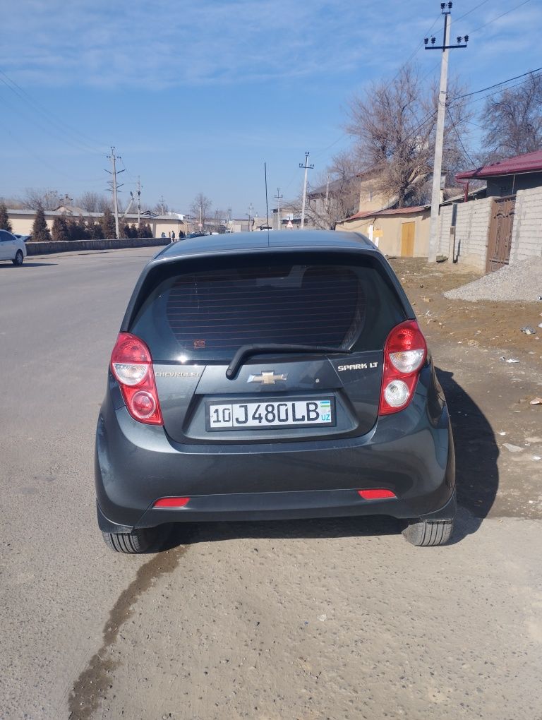 Spark 1.25 mokriy asfalt 6800$