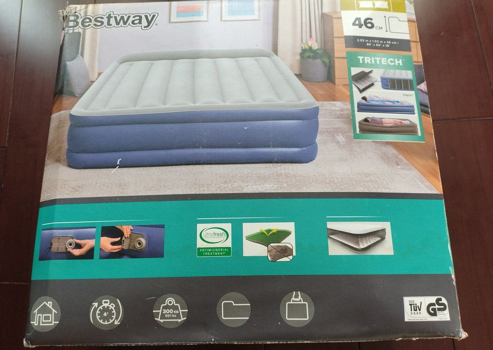 Saltea Gonflabila cu pompă incorporata de 2 persoane