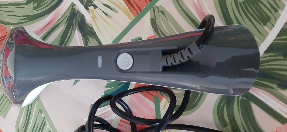 Уред за гладене с пара AEG