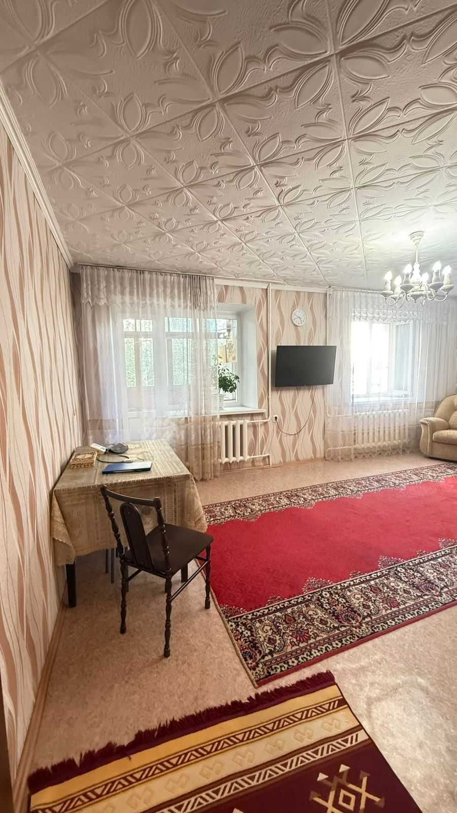 2 комнатная самый центр Абая/Габдуллина