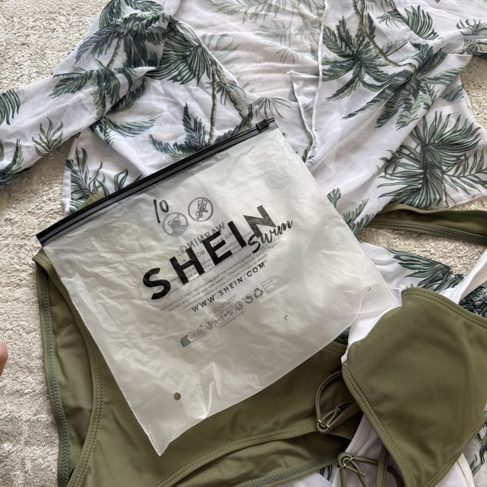 Купальник на девочку