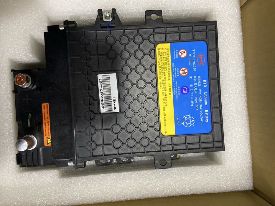 ккумулятор BYD STEK (12 V Li-ion)