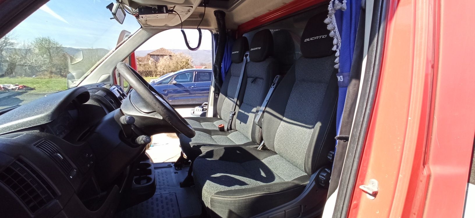 Servicii de detailing auto interior (curățare, injecție-extracție)