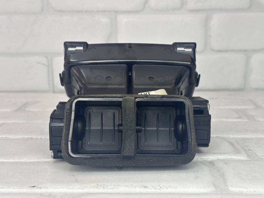 Клапа задни духалки AUDI A6 A7 C7 4G 4G0857042 3BB9000188