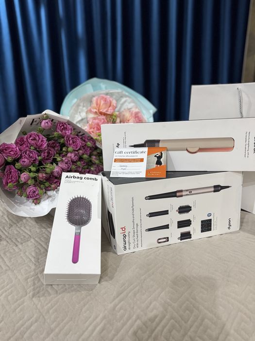 Продам Дайсон в розовом цвете.