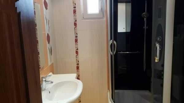 Продава се Тристаен апартамент в София, Иван Вазов - 98 кв.м за 1960 €/кв.м - Снимка #4