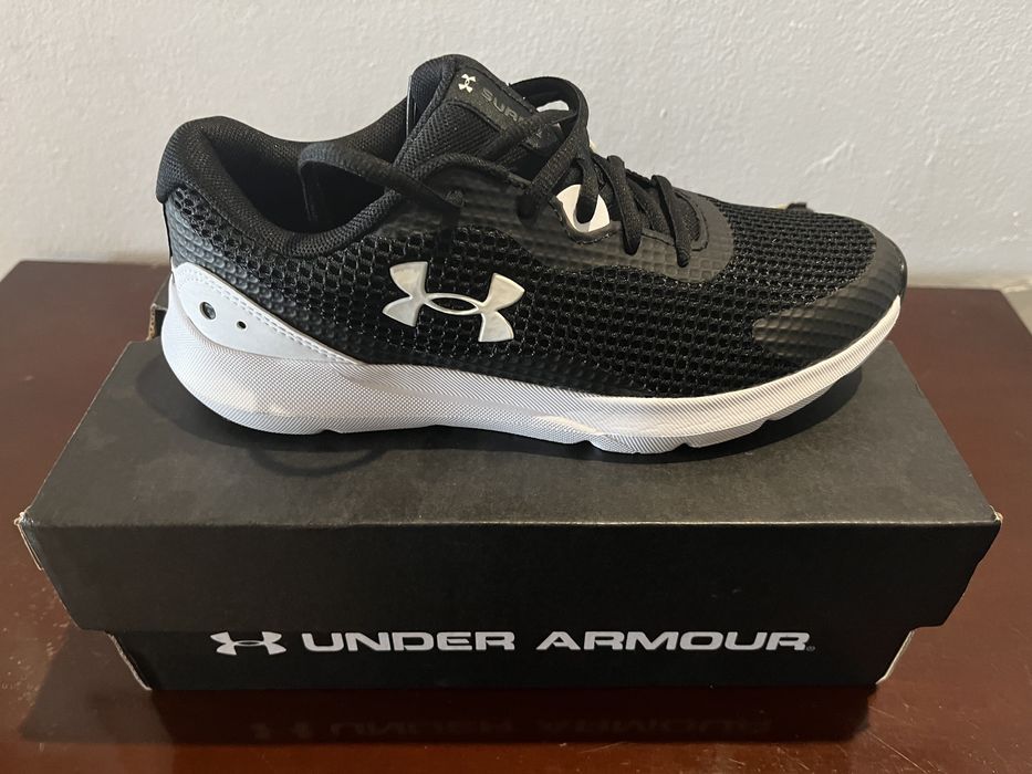 Pantofi sport Under Armour damă