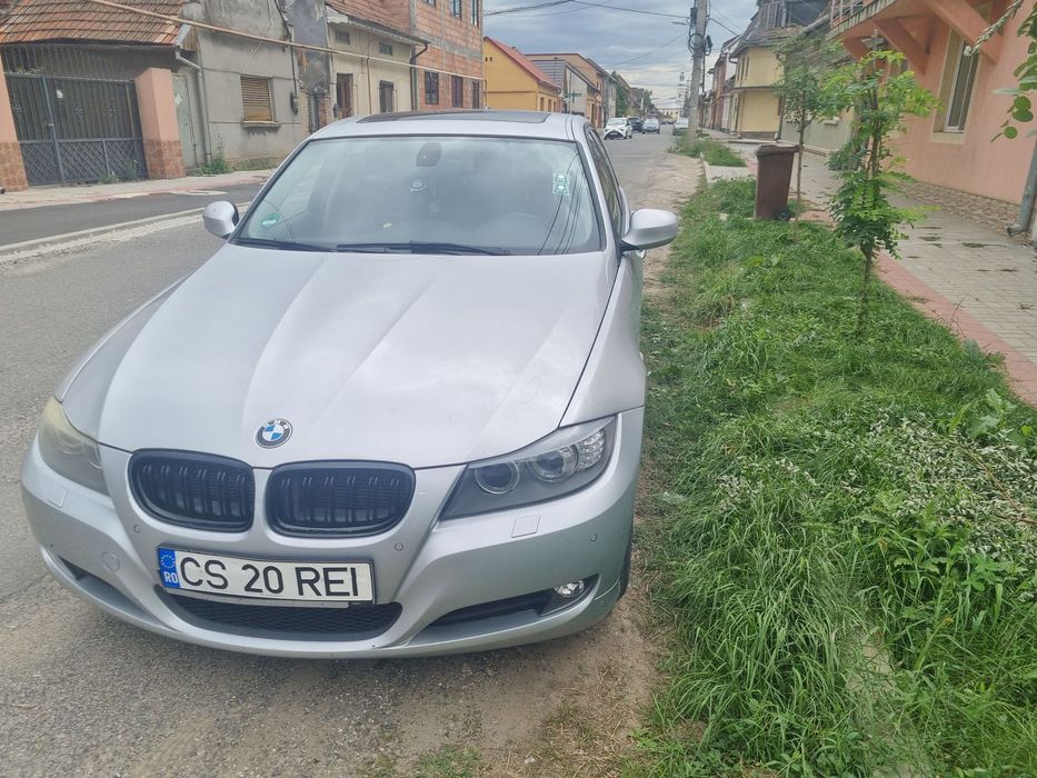 BMW Seria 3 BMW 318I An 2011, masina ruleaza foarte bine, mai multe detali la tele