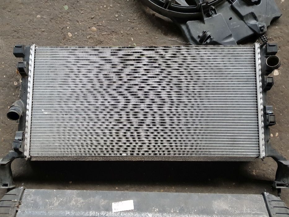 Radiator apa , ac intercooler Renault Laguna 3 2.0DCI si 1.5DCI