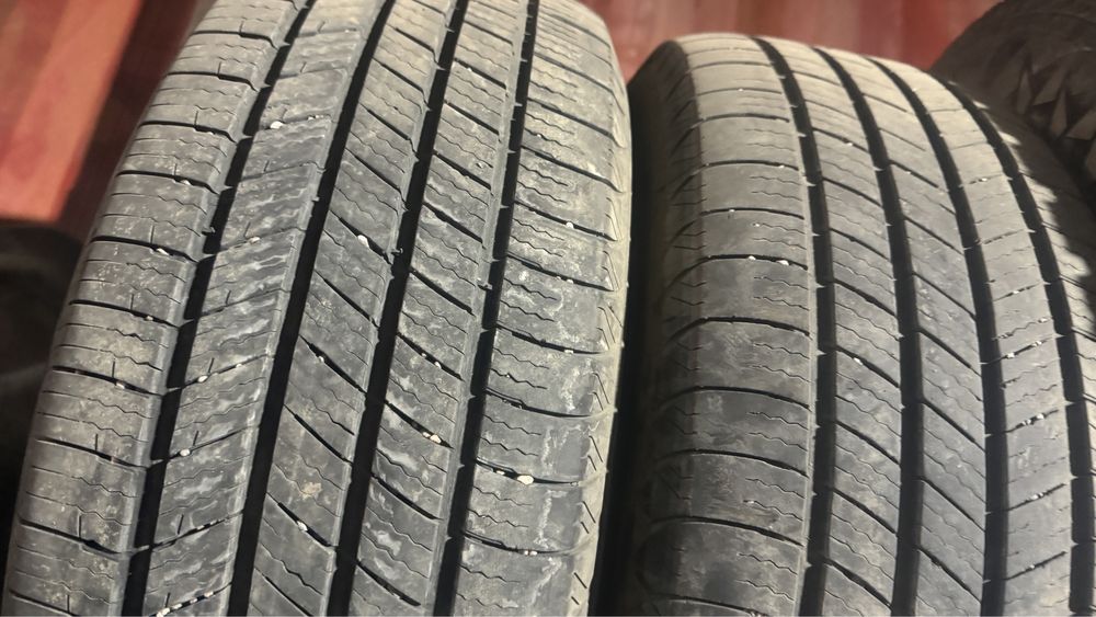 Продам 2 колеса без проколов мишлен
