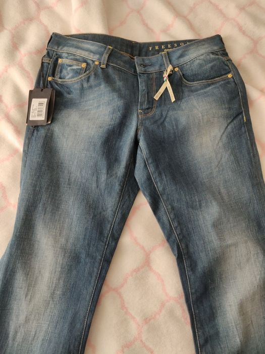 Blue jeans blue.