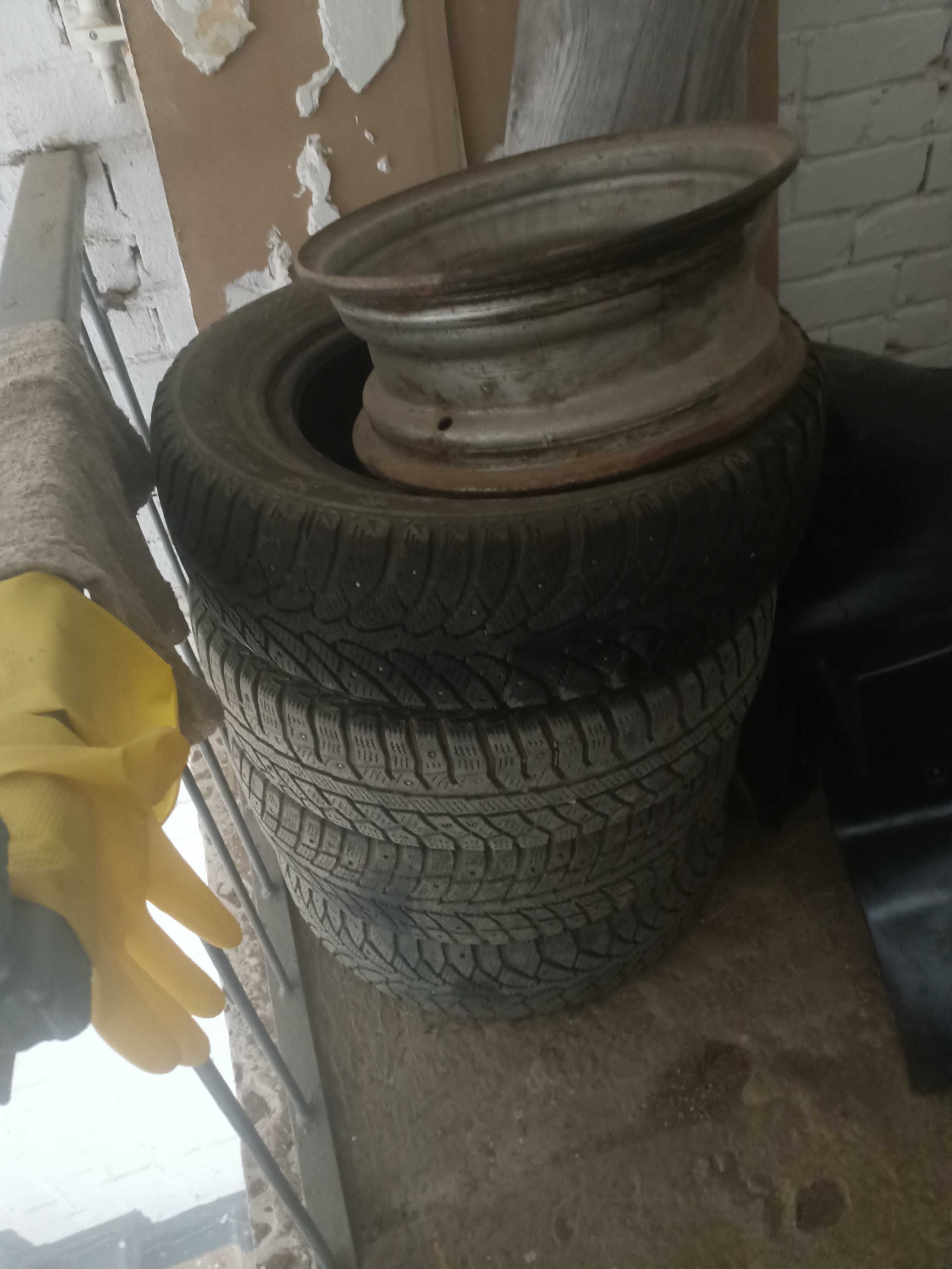 Продам шины с штампом r13