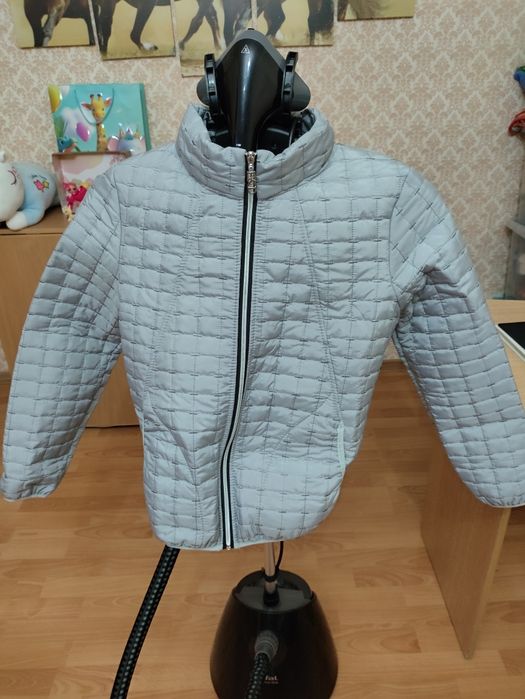 Продам жакет легкий