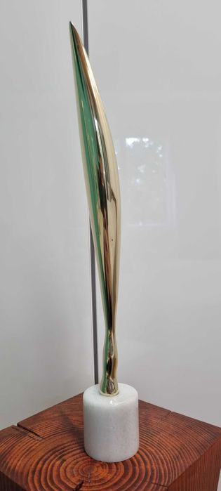 Sculptura replica Constantin Brancusi