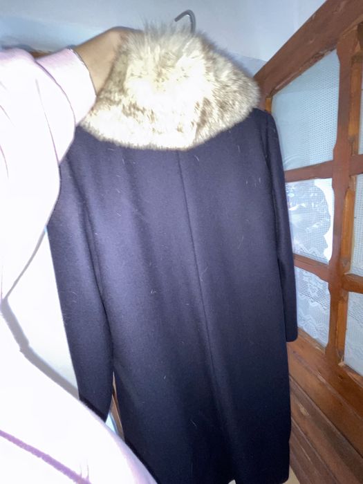 palton de stofa cu guler de blana naturala