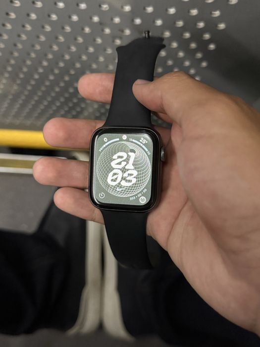 apple watch 5 nike 44mm возможен обмен смотря на предложения