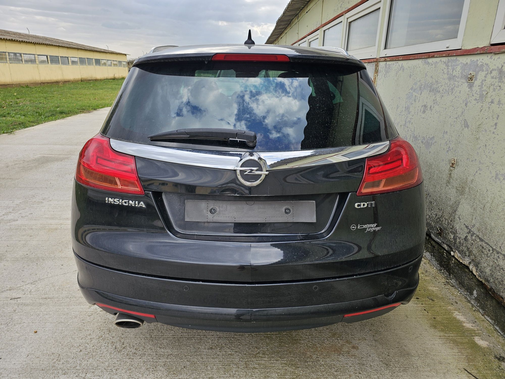 Vând Opel Insignia 2013 full 2.0 diesel  , 160 cp , 244000 km , euro 5