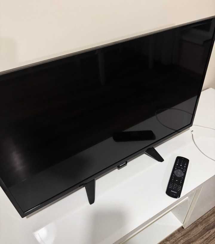 Телевизор PHILIPS 32 "