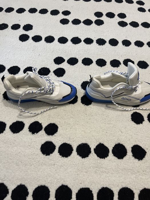 Adidasi Play Station