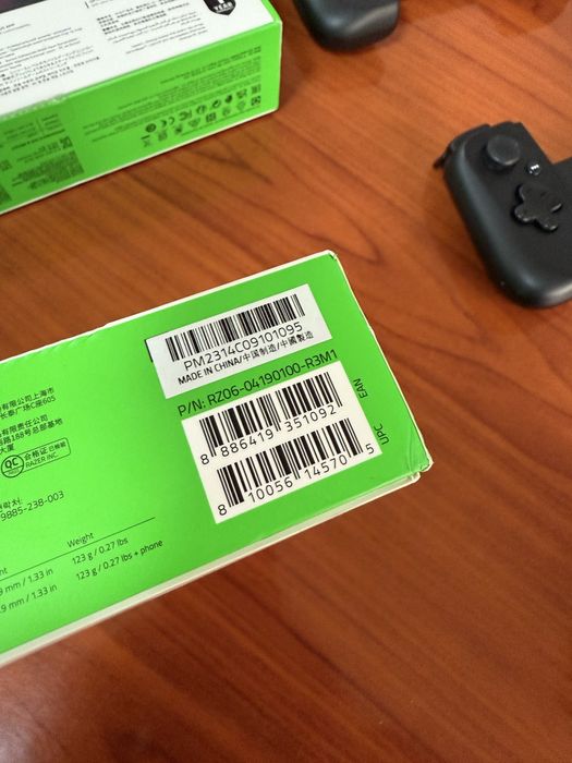 Controller Gaming Razer Kishi V2 pentru Iphone (Lightning)