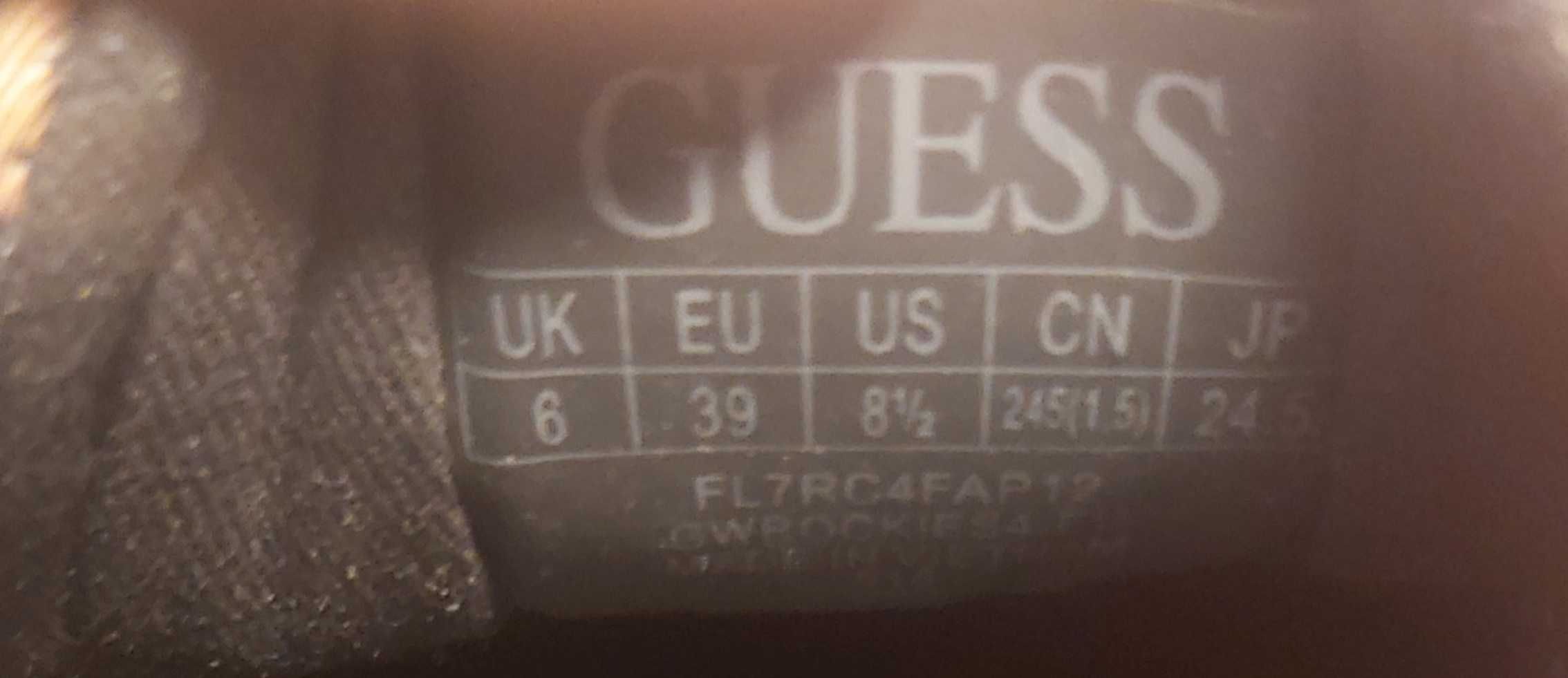 Обувки Guess - Номер 39