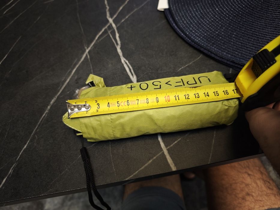 Umbrela mini încape în buzunar