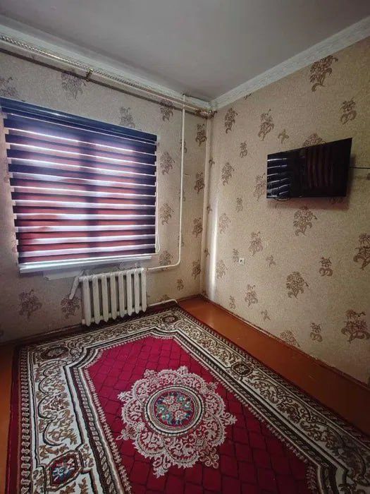 4 xonali uy sotiladi Sergeli 8. Hokimyat yonida yonida
