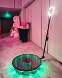 Inchiriez platforma 360 videobooth